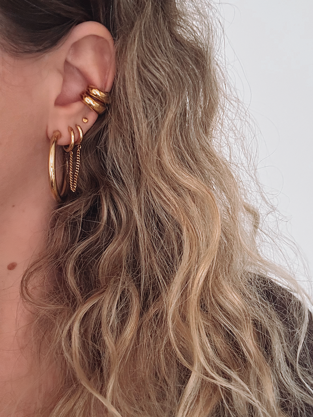 Billie Hoops - Gold